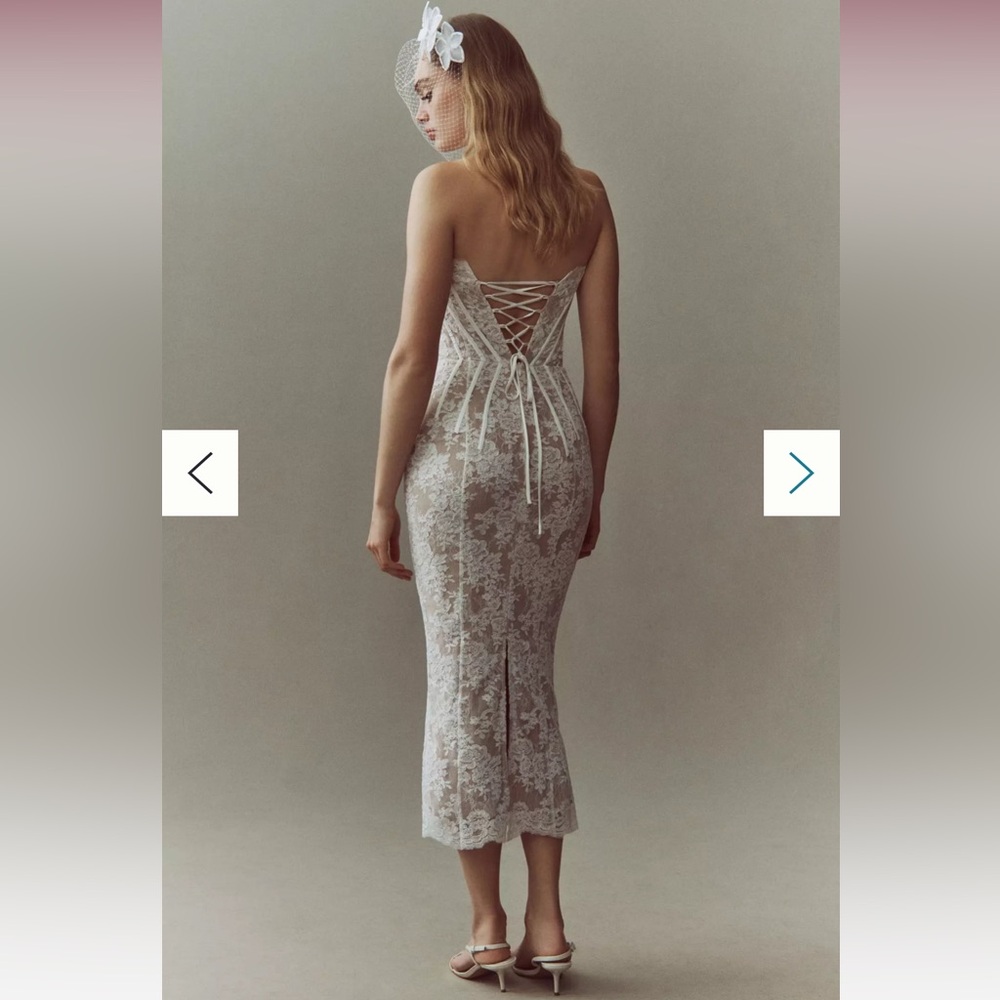 V Chapman Capulet Dress - Picture 3 of 7